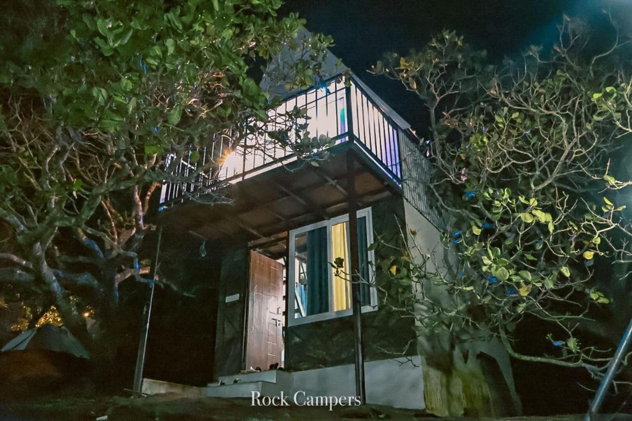 Rock Campers Hotel And Resort Chillithodu Екстер'єр фото